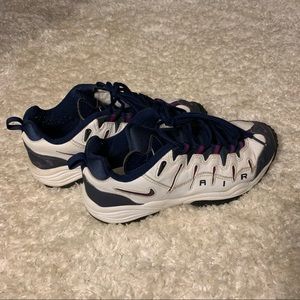 Nike Air Monarch